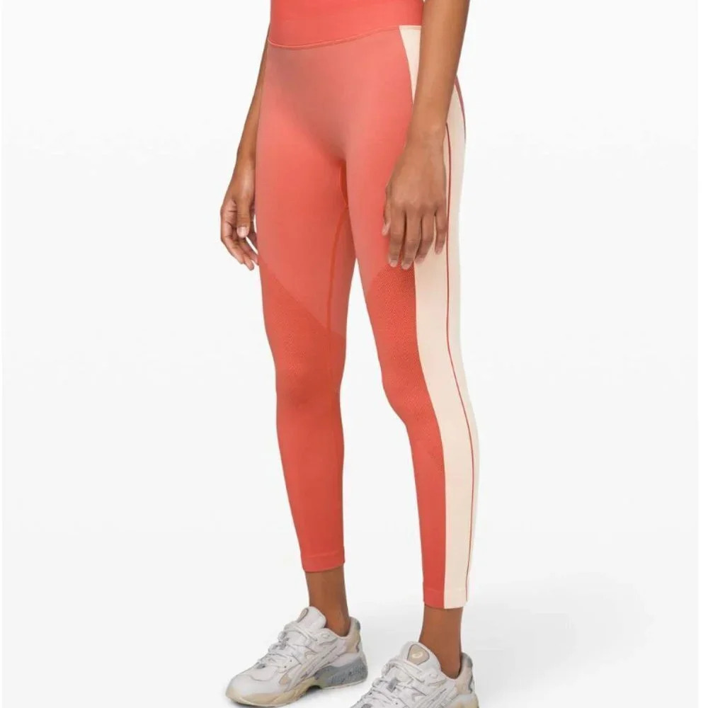 LULULEMON Ebb to Train Tight * Abstract Seamless Peach Leggings 25” Size 4